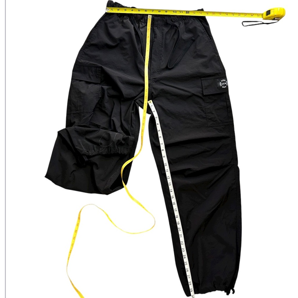 VICTORIA’S SECRET PINK CHLOE X HALLE Women’s Parachute Pants Black Athleisure M - Picture 10 of 11